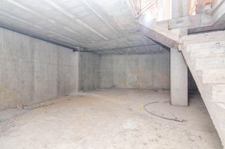 Local Comercial en Calle MANUEL LLANEZA 2