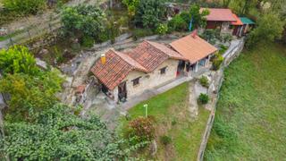Casa a La travesera 2. Casa en el corazón de asturias