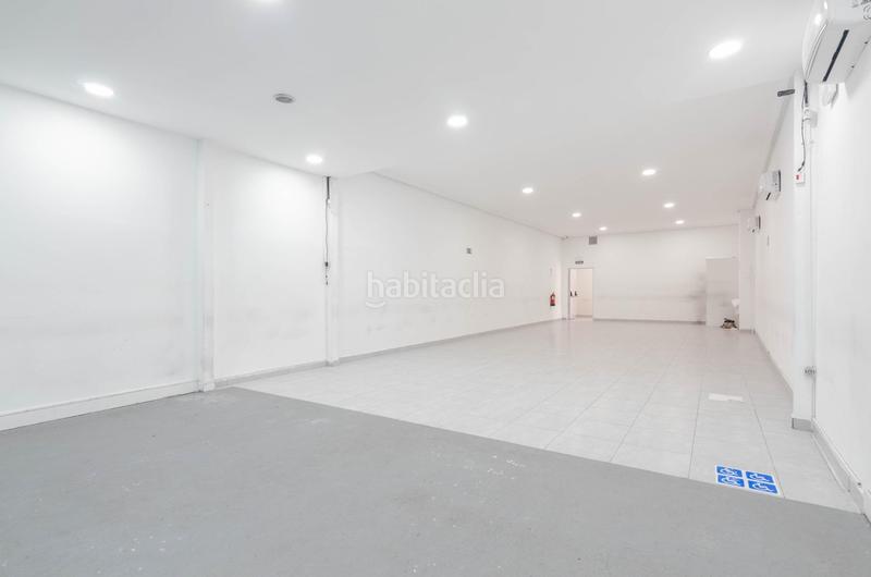 Foto 711fe067-6e69-4715-90f7-397b206b85a8. Local comercial a calle de fernando alonso díaz 19 a Oviedo