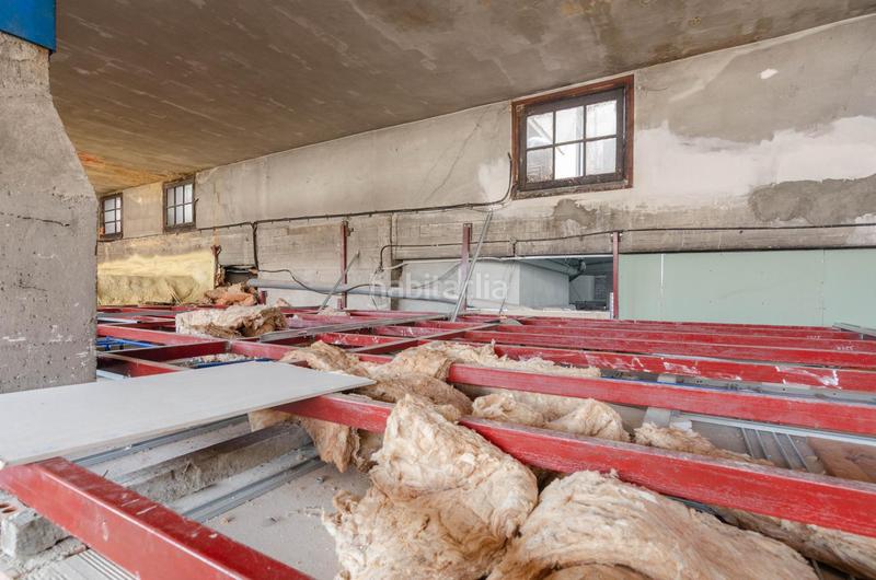 Foto eeca1c51-0191-4a89-9104-7a3ad2bf88d5. Local comercial a calle de fernando alonso díaz 19 a Oviedo