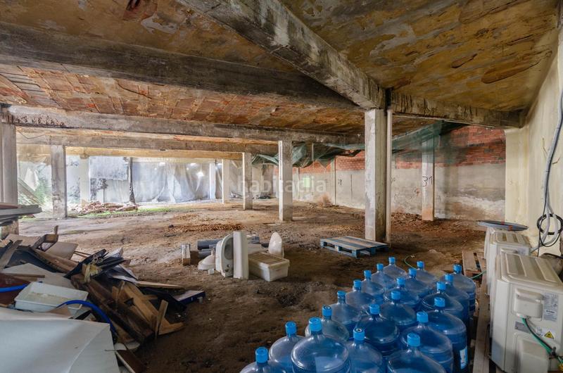 Foto f5102c83-7090-495c-9eae-bd4c56ed739c. Local comercial a calle de fernando alonso díaz 19 a Oviedo