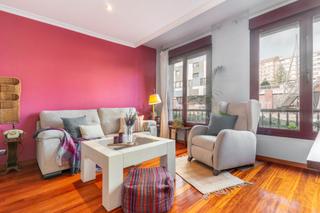 Pis a Calle de la independencia 22. Vivir en el centro del centro de oviedo.