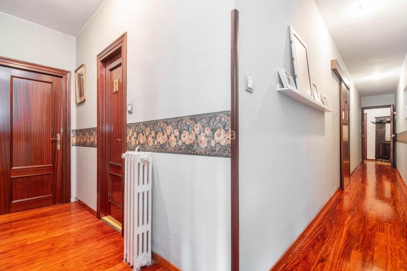 Foto c5251ce0-d2ee-4627-8f96-f8bbc559a26e. Pis a calle de la independencia 22 a Parque San Francisco - Uría Oviedo