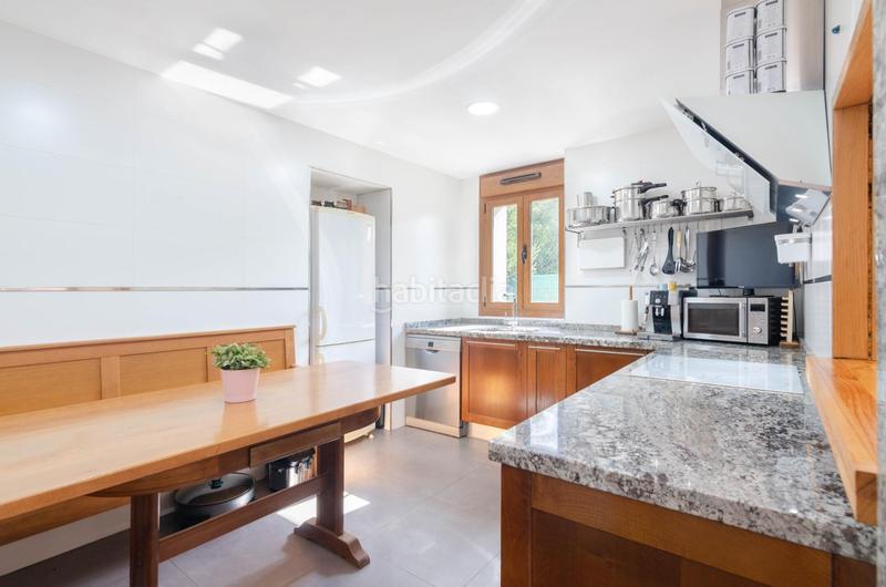 Foto 249b94fb-ff5f-4d18-918f-75174da8c123. Casa in lugar cantil 0 in Parroquias Sur - La Manjoya Oviedo