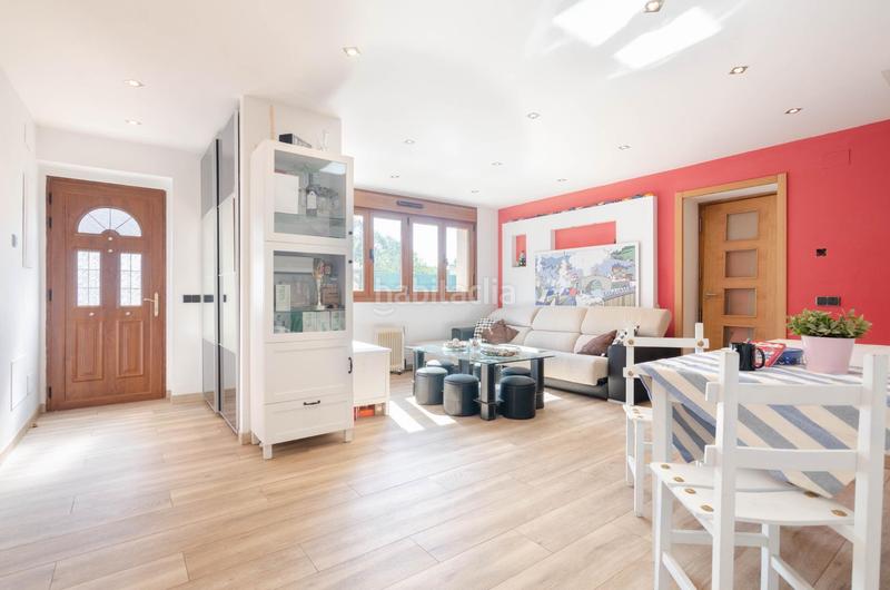 Foto 315b8767-fcd7-4c3f-a821-f55f70bdc6c8. Casa in lugar cantil 0 in Parroquias Sur - La Manjoya Oviedo