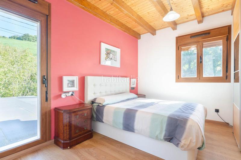 Foto 3c54e948-280c-4e3d-ab45-365ded37a07b. Casa in lugar cantil 0 in Parroquias Sur - La Manjoya Oviedo