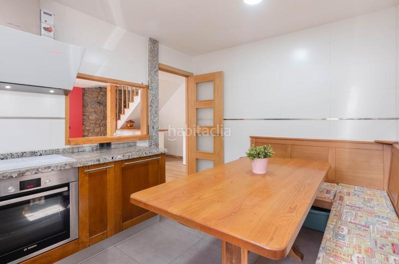 Foto 3f025b93-bdf8-4634-9723-f2c3319ce7cd. Casa in lugar cantil 0 in Parroquias Sur - La Manjoya Oviedo