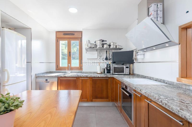 Foto afdde7dc-4ab7-46e2-951c-a1a070a1c01b. Casa in lugar cantil 0 in Parroquias Sur - La Manjoya Oviedo