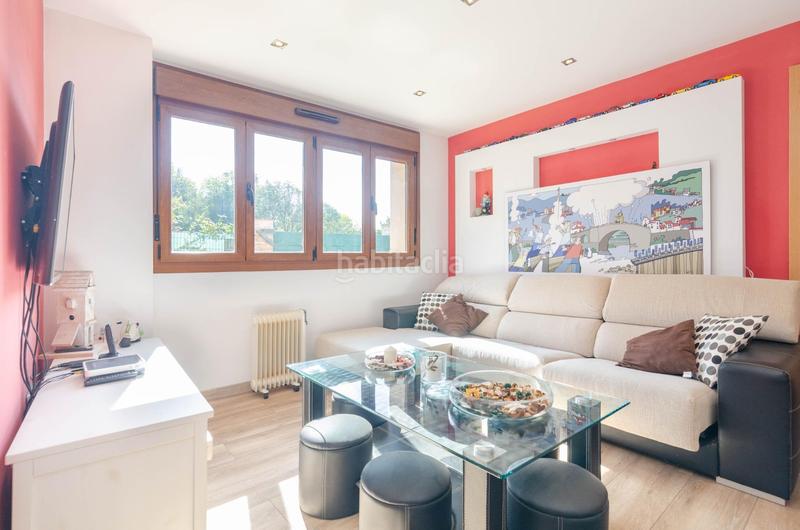 Foto dbd85e44-5bca-4fed-9203-16786edb7553. Casa in lugar cantil 0 in Parroquias Sur - La Manjoya Oviedo