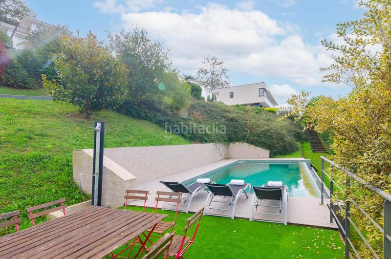 Foto 446c0911-9c72-41ba-ac89-9a0ade5d3e0c. Chalet in camino del cantu in Cabueñes Gijón