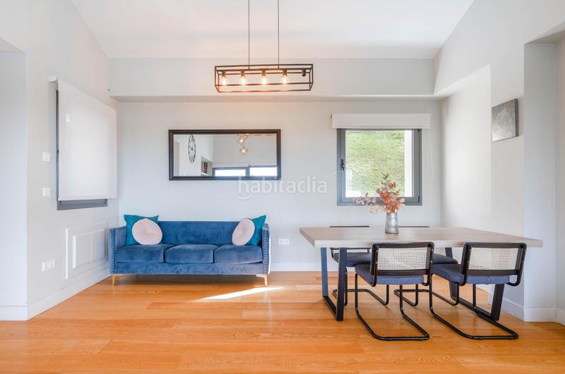 Foto bfc30fa5-2e04-4577-b3ed-e6c31a8d5a9c. Chalet in camino del cantu in Cabueñes Gijón