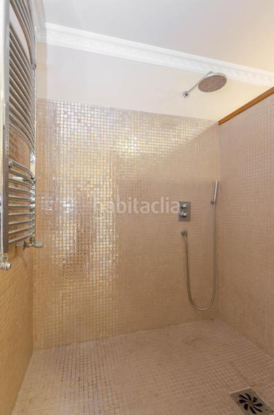 Foto cc72c224-6b03-4d92-a712-d250cee482db. Casa adossada a avenida pablo picass0 48 a La Felguera Langreo