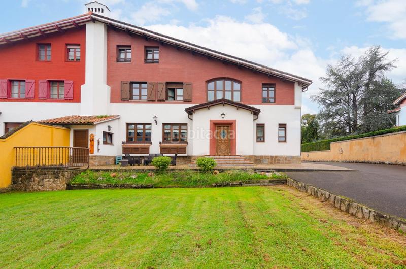 Foto e672b678-1aed-41df-b96c-c66c27e325ed. Casa adossada a avenida pablo picass0 48 a La Felguera Langreo