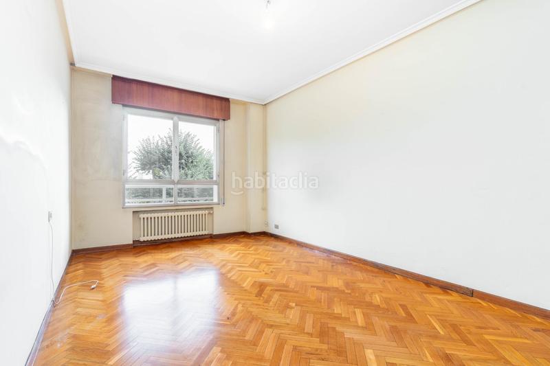 Foto 27df1b83-f52e-4e26-b2ac-f735795aebcd. Pis a calle de santa susana 27 a Parque San Francisco - Uría Oviedo