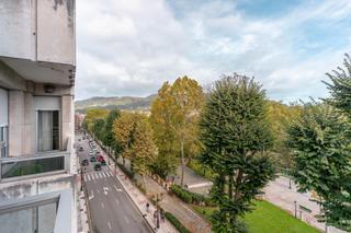 Appartement à Calle de santa susana 27. Piso en el centro de oviedo frente al parque san francisco