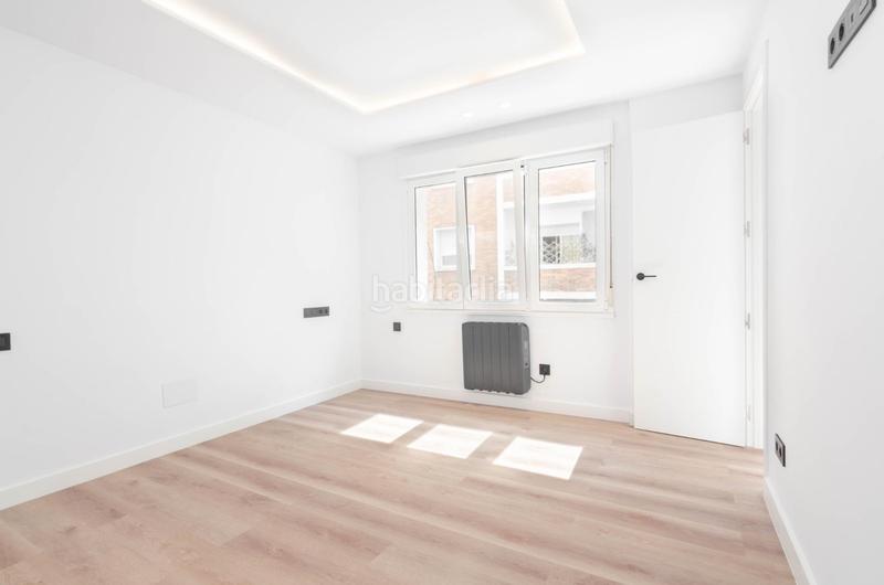 Foto facbd78a-0898-411c-a136-aa0d9f4f92e5. Pis a calle de los pedregales 16 a Laviada Gijón