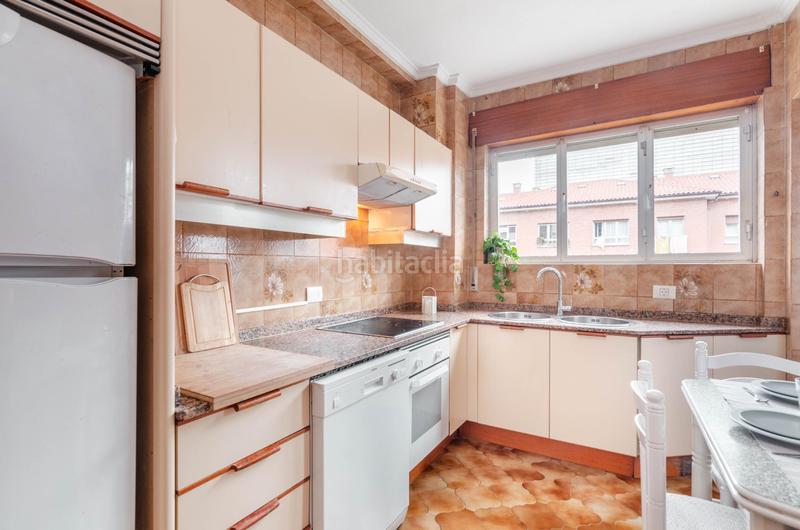 Foto 37542396-bfa3-4ade-bf40-a58878d52ddc. Appartamento in pasaje cerezos 2 in Buenavista Oviedo