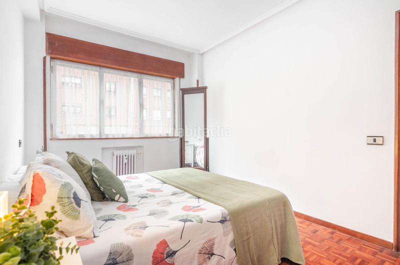 Foto 71ba5666-b5e9-4aa8-b2a0-889aaf398833. Appartamento in pasaje cerezos 2 in Buenavista Oviedo