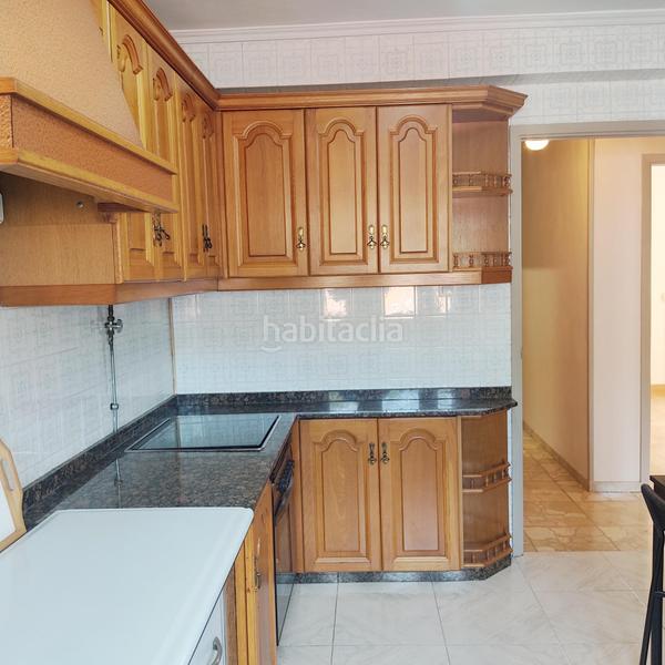 Foto 192b97d9-5256-46b5-a7ed-6f6500966183. Alquiler piso en avenida paz la en San Martín del Rey Aurelio