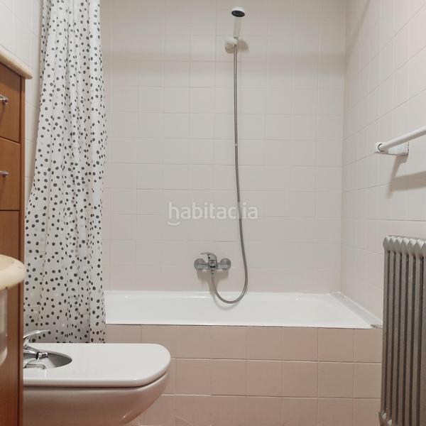 Foto 3d75f75d-d998-4abf-bc0f-0fae63e414e2. Alquiler piso en avenida paz la en San Martín del Rey Aurelio