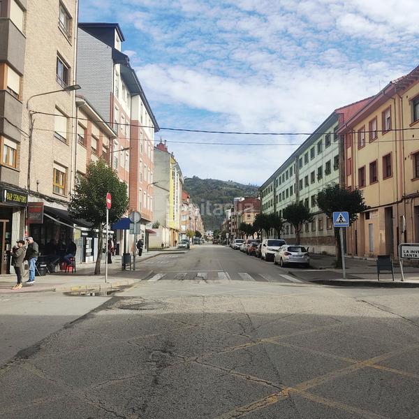 Foto eaa98824-1c7b-41cb-8ddf-59fdf503b268. Alquiler piso en avenida paz la en San Martín del Rey Aurelio