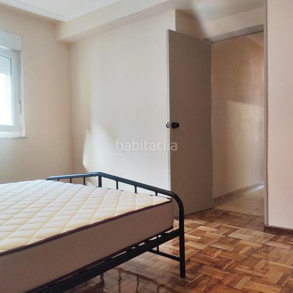 Foto ee2219c3-94ab-4bd3-be82-c4eea91bfc5c. Alquiler piso en avenida paz la en San Martín del Rey Aurelio