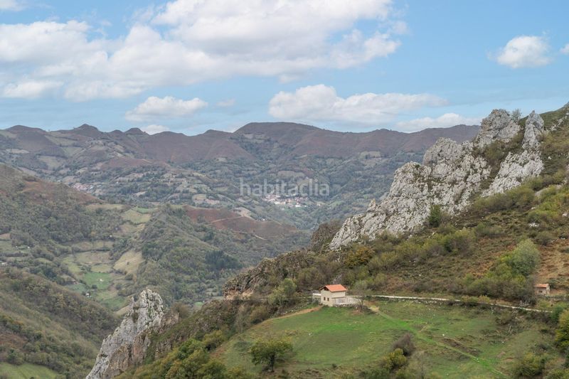 Foto 6aa82451-7593-487f-9cd1-f2a9411905a4. Landgut in lugar a pola de Laviana 35 in Laviana