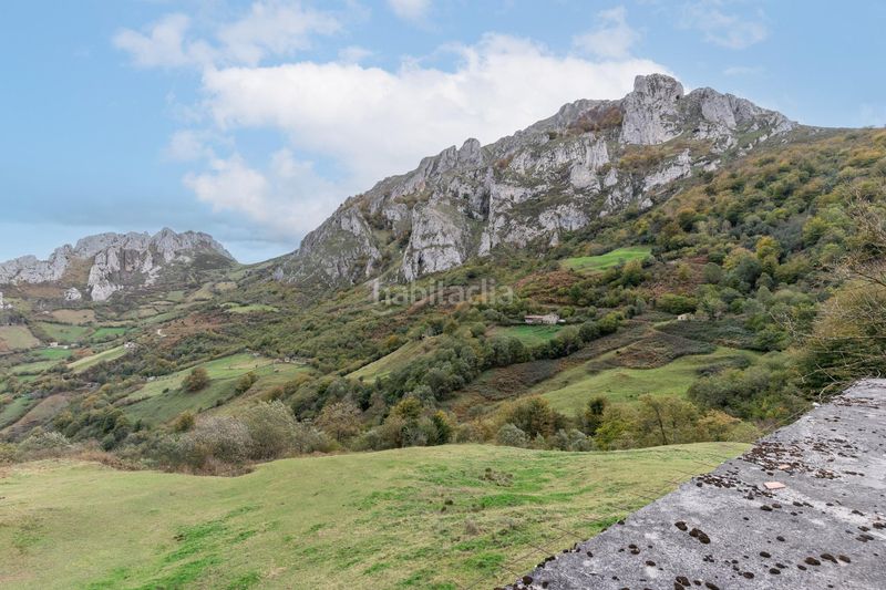Foto e5665549-8e34-4fbd-84d4-b5a5376743b2. Landgut in lugar a pola de Laviana 35 in Laviana