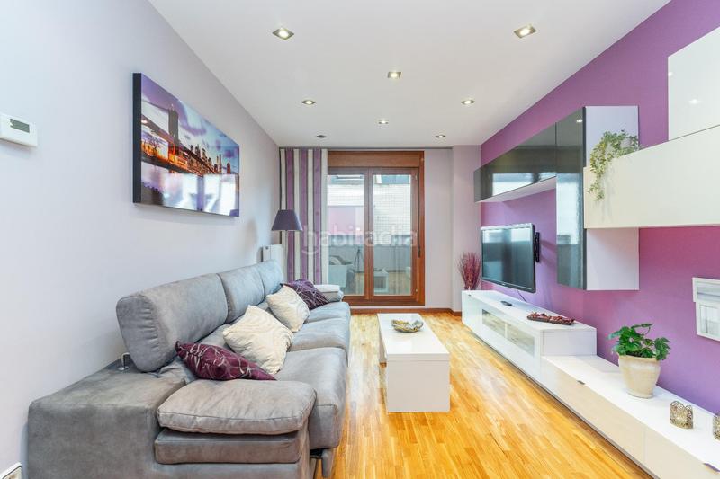 Foto 64c1cc7a-6fa7-4ac8-a778-05e1e203919f. Etagenwohnung in calle prosperidad 35 in Jove Gijón