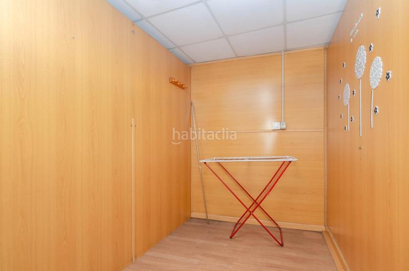 Foto 097e383b-73d1-443e-b4d2-133d0628a52d. Local commercial dans calle calle camino real dans Colloto Oviedo