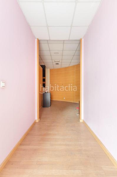 Foto 29445f4d-406f-40ea-b44f-a664fbd85b76. Local commercial dans calle calle camino real dans Colloto Oviedo