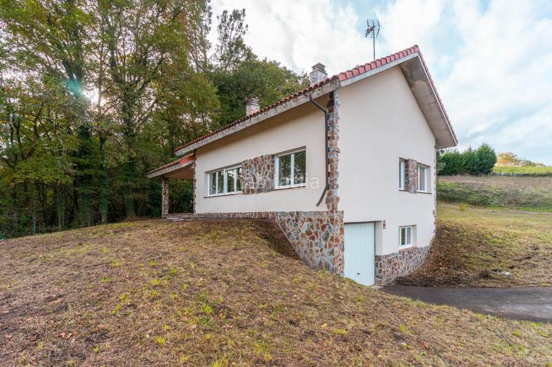 Foto 0bfcc6e1-ef6d-4851-83ed-89b5812c77f1. Chalet in lugar cuesta la in Parroquias Norte Siero