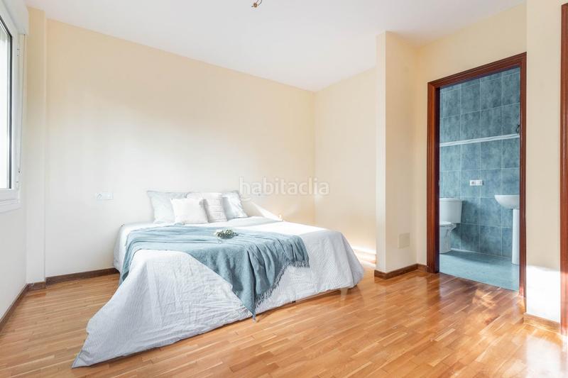 Foto cd3ae2f7-539b-4bef-b437-7657b615f86f. Chalet in lugar cuesta la in Parroquias Norte Siero