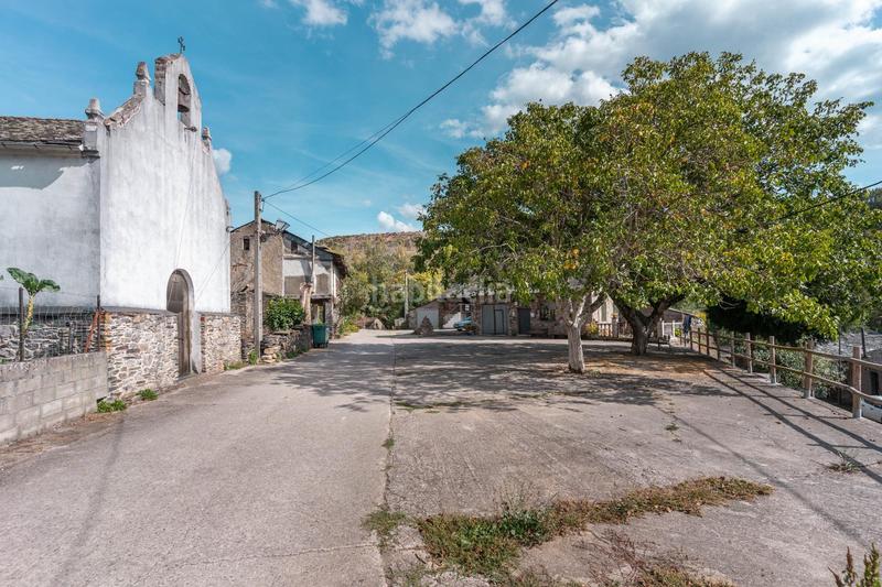 Foto 60656bb4-5cf4-4065-b683-2fbbf519ba89. Casa in lugar comunal-cs 1 in Palacios del Sil