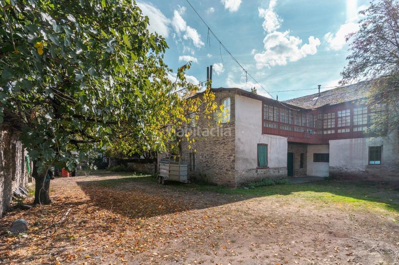 Foto 64a1a5aa-08b6-4c3e-a260-42e49cbd4f24. Casa in lugar comunal-cs 1 in Palacios del Sil