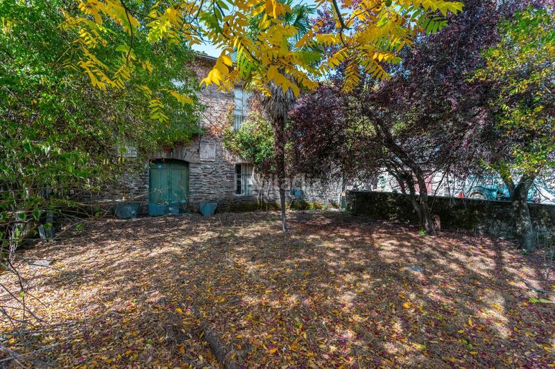 Foto c70c2f88-6d22-4ae6-8d2a-aac82eb63cb8. Casa in lugar comunal-cs 1 in Palacios del Sil