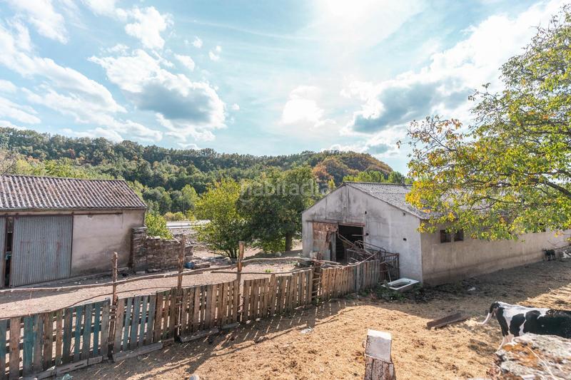 Foto f2878b6b-bcbc-47e8-90bb-53a8cce117af. Casa in lugar comunal-cs 1 in Palacios del Sil