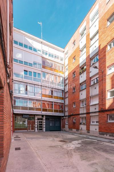 Foto 5732e013-8cb4-4e46-b959-3f890089e51b. Appartement dans calle del pintor orlando pelayo 8 dans Gijón