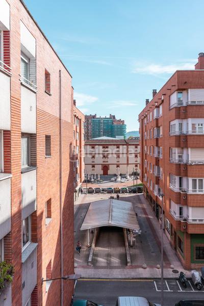 Foto 6b111b07-06b4-4e5f-bde7-4d0801807360. Appartement dans calle del pintor orlando pelayo 8 dans Gijón