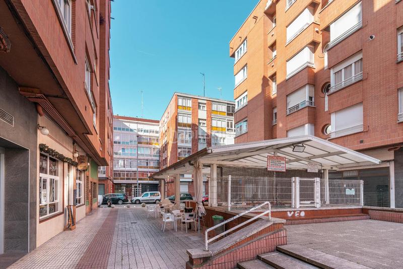 Foto 6bc0bcf2-efb0-46fa-9611-2ad214d11f90. Appartement dans calle del pintor orlando pelayo 8 dans Gijón