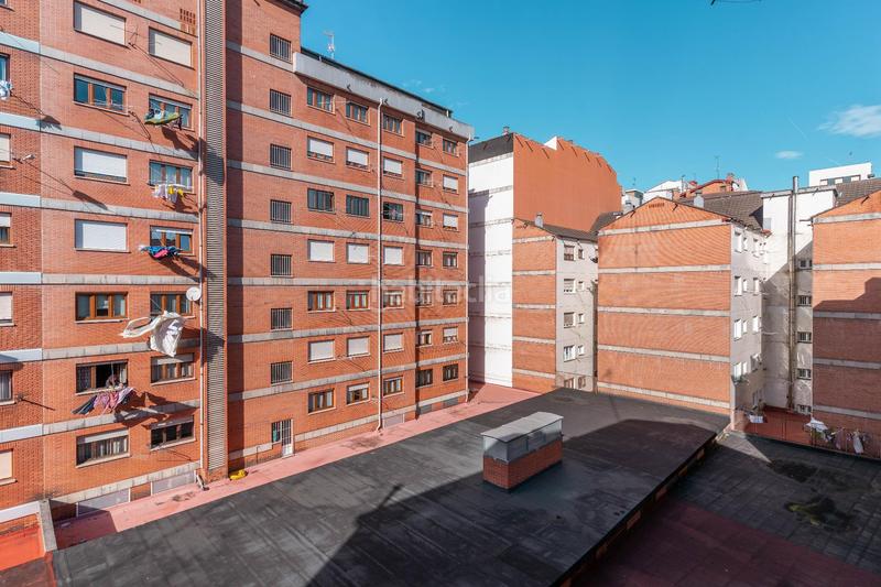 Foto e911eca2-243b-4021-8a53-ecfb36b74aae. Appartement dans calle del pintor orlando pelayo 8 dans Gijón