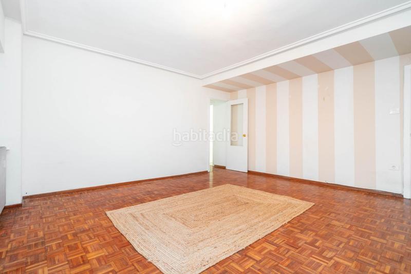 Foto 67d0b604-0d64-4f7e-a963-dac7af0ac107. Pis a avenida de portugal 52 a Laviada Gijón