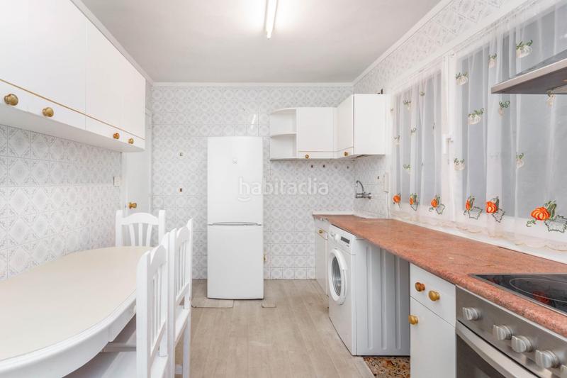 Foto aceb1009-c5f4-4d23-886e-4eccb354c02c. Pis a avenida de portugal 52 a Laviada Gijón