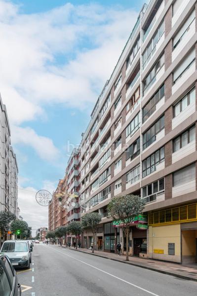 Foto e61c11d1-cb96-438d-9fb4-ef6ea248e21e. Pis a avenida de portugal 52 a Laviada Gijón