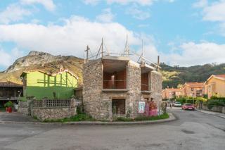 Haus  Calle parteayer 8. Casa de piedra nueva sin finalizar en santa eulalia de morcín  n