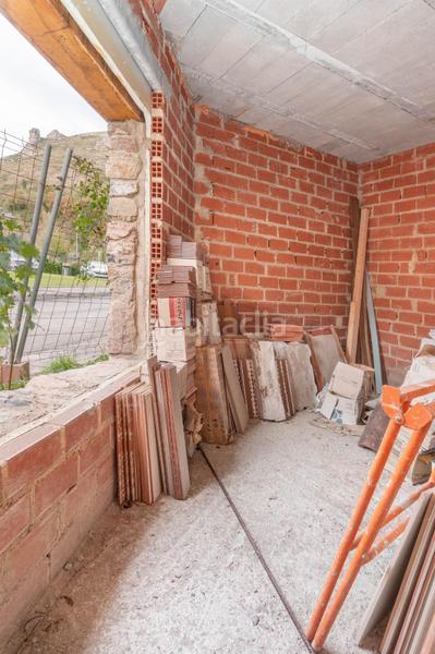 Foto c0b46a5b-cddd-4bc1-b31e-3cdf131ab8b1. Casa a calle parteayer 8 a Morcín