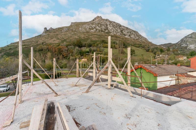 Foto f8308840-152b-4e24-9355-f4a6d38067a3. Casa a calle parteayer 8 a Morcín