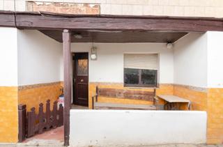 Casa a Piloña. Casa con parcelas en piloña