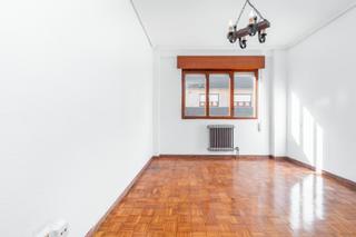 Etagenwohnung in Urbanizacion villasol 3. Luz, tranquilidad y espacio en un hogar que lo tiene todo