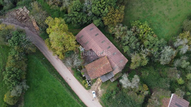 Foto c557e05d-c477-4c3c-87ee-fc2a12b42caf. Casa a carretera pernus 0 a Colunga